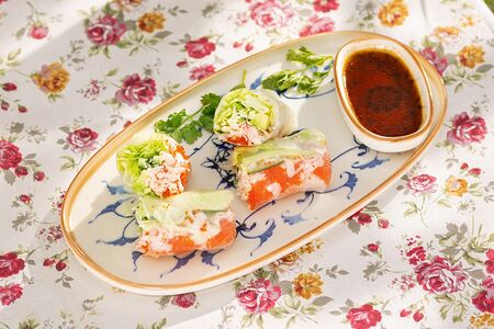 Крабовый фреш ролл с овощами