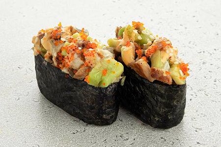 Острые суши с угрем и авокадо (2 шт)