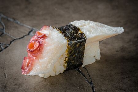 Суши Осьминог