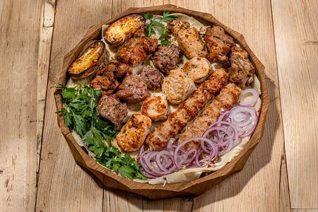 Ассорти из шашлыков
