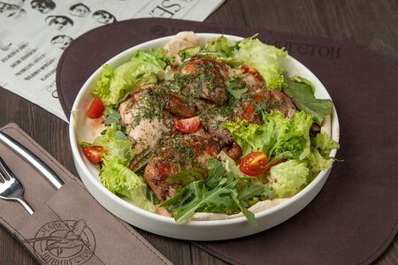 Корнишон с зеленью с соусом Наршараб