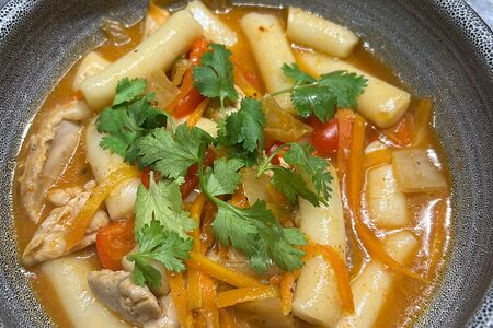 Токпокки с курицей 