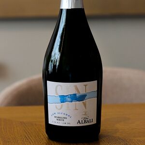 Вино Албали белое, игристое, Испания
