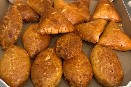 Пирожки с мясом куриным