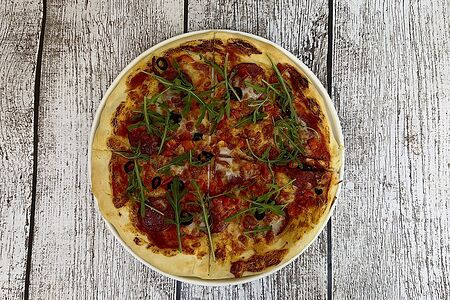 Мини-пицца с салями