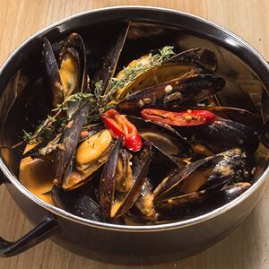 Мидии в сливочном соусе