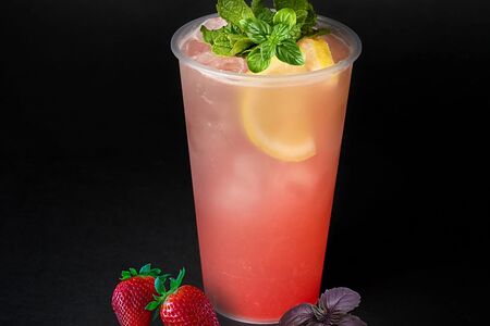 Лимонад Клубника-Базилик