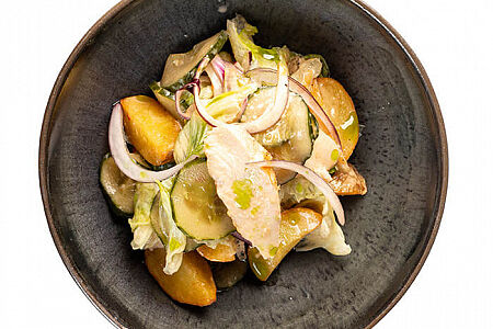 Салат с курицей