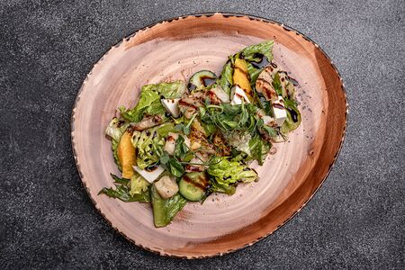 Салат с пряной треской