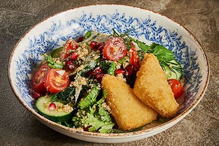 Овощной салат по-грузински с сыром сулугуни