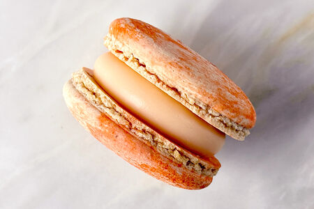 Макарон Апероль-апельсин