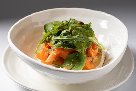 Салат Авокадо с форелью