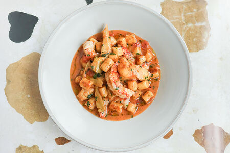 Креветки, ньокки, артишоки