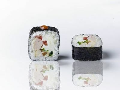 Курица Шрирача