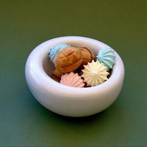 Орешки с вареной сгущенкой