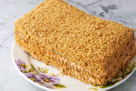 Пирожное Медовое