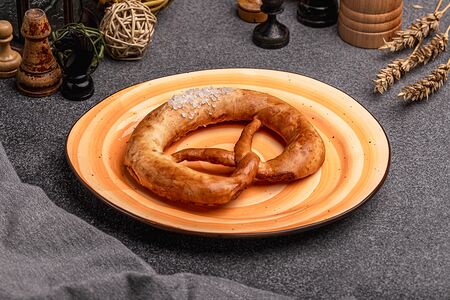 Брецель с солью