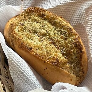 Чесночная булочка 