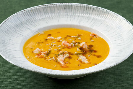 Суп-крем из тыквы с креветками