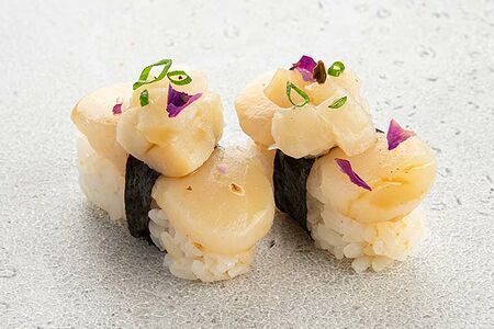 Суши с гребешком (2 шт)