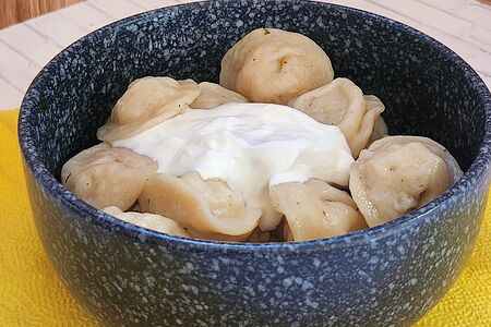 Пельмешки Домашние с бульоном или без 14 шт.