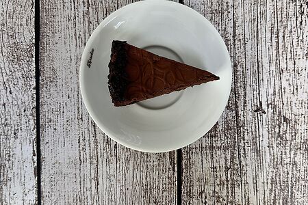 Торт Шоколадный с абрикосом