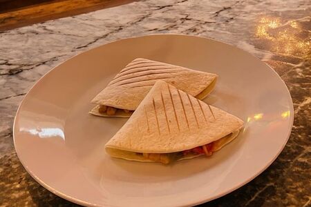 Кесадилья с индейкой