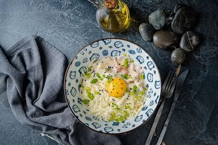 Токпокки Карбонара