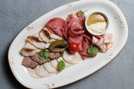 Мясное ассорти