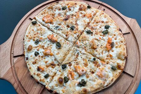 Пицца с семгой