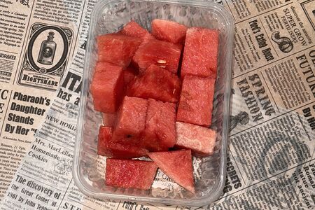 Холодный сладкий арбуз 