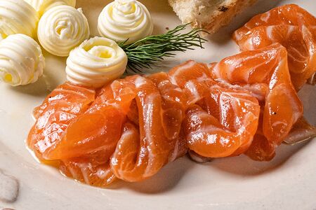 Лосось малосольный