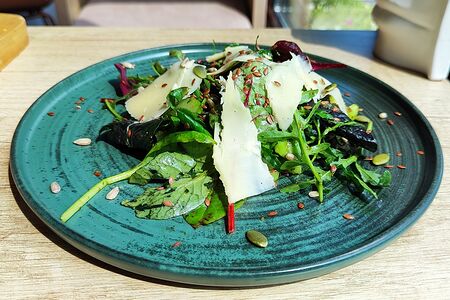 Зеленый салат