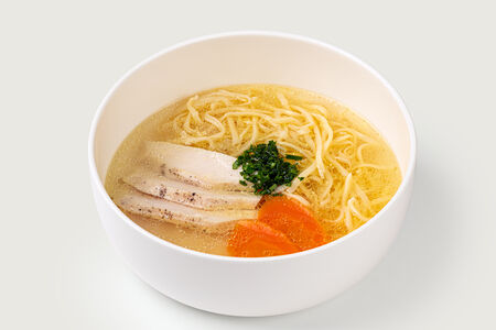 Суп куриный с домашней лапшой