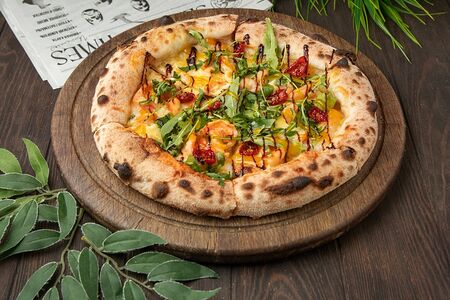 Пицца с креветками 