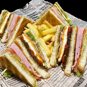 Клаб-сэндвич с ветчиной