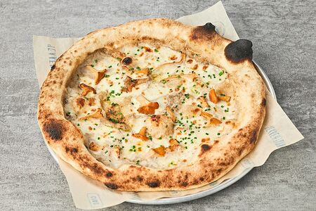 Пицца с лисичками