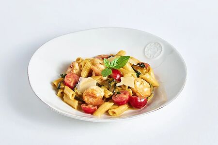 Пенне с креветками и цукини