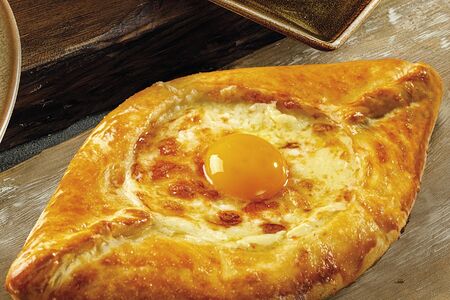 Хачапури по-аджарски