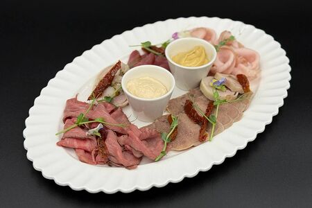 Мясное ассорти