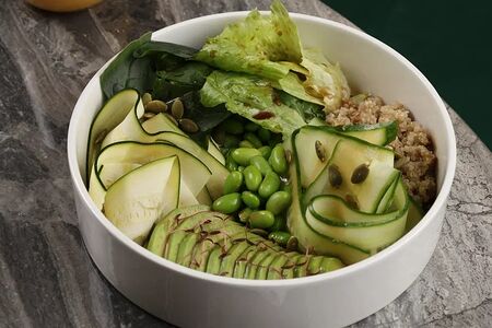 Зеленый с киноа