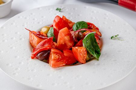 Бакинские томаты с бальзамическим маслом