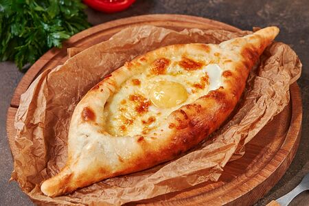 Хачапури по-аджарски