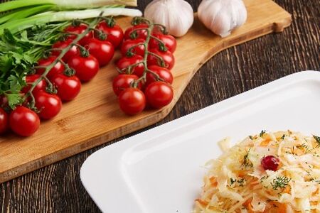 Салат с яблоком и морковью