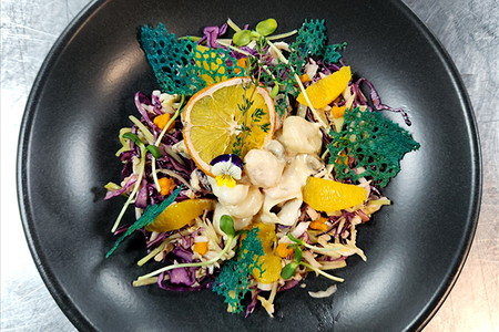 Салат со сливочными морепродуктами