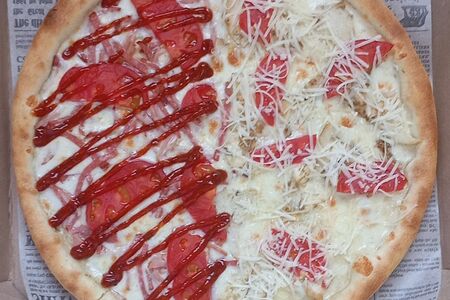 Пицца комбо Цезарио-Крудо