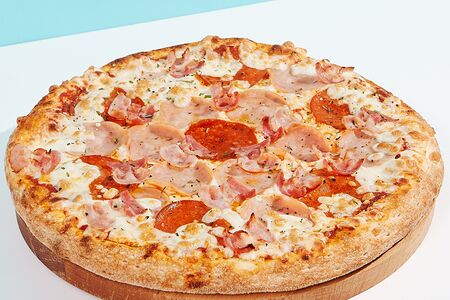 Четыре мяса пицца 30 см