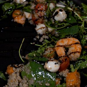 Салат с креветками и тыквой