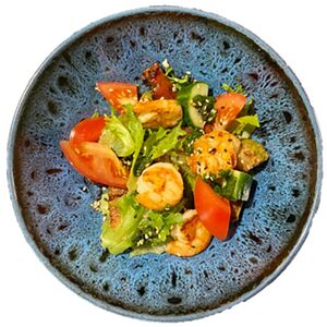 Тёплый салат с креветками и баклажанами 