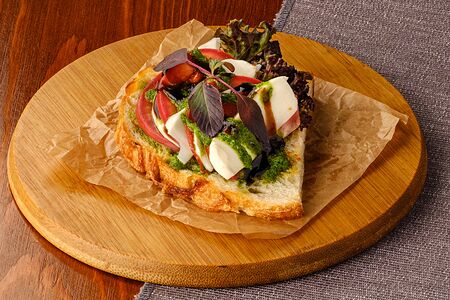 Брускетта Капрезе